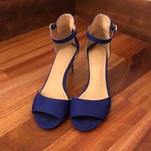 LIKE NEW H&M Blue Suede Ankle Strap Low Heel